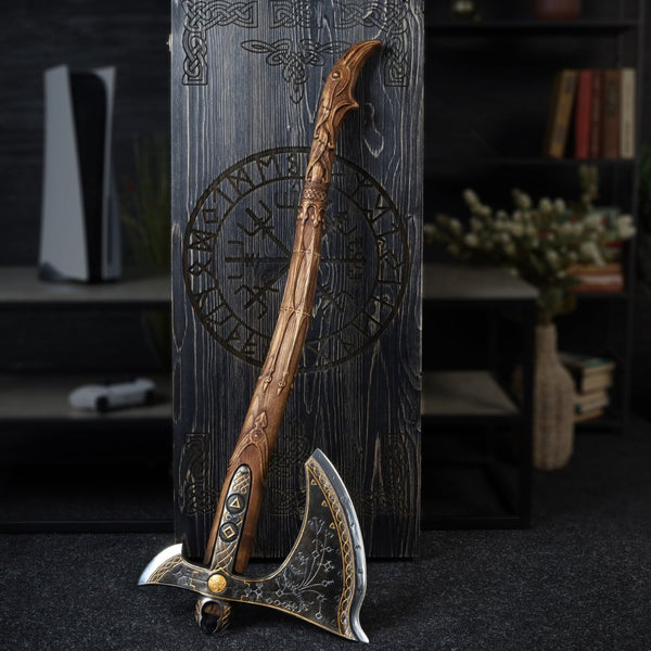 Kratos's Leviathan Axe - Glowing runes