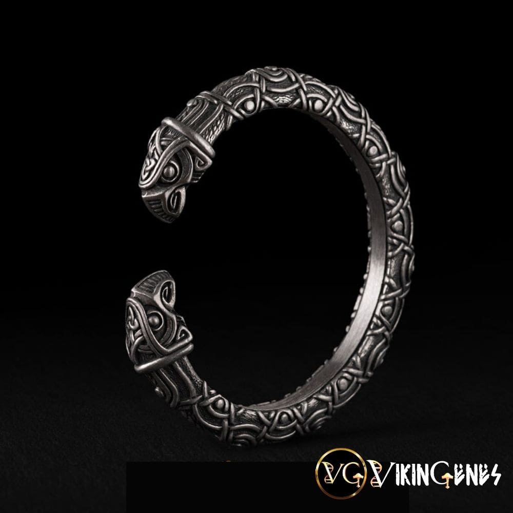 Viking Arm Ring With Odin&#39;s Ravens Hugin &amp; Munin