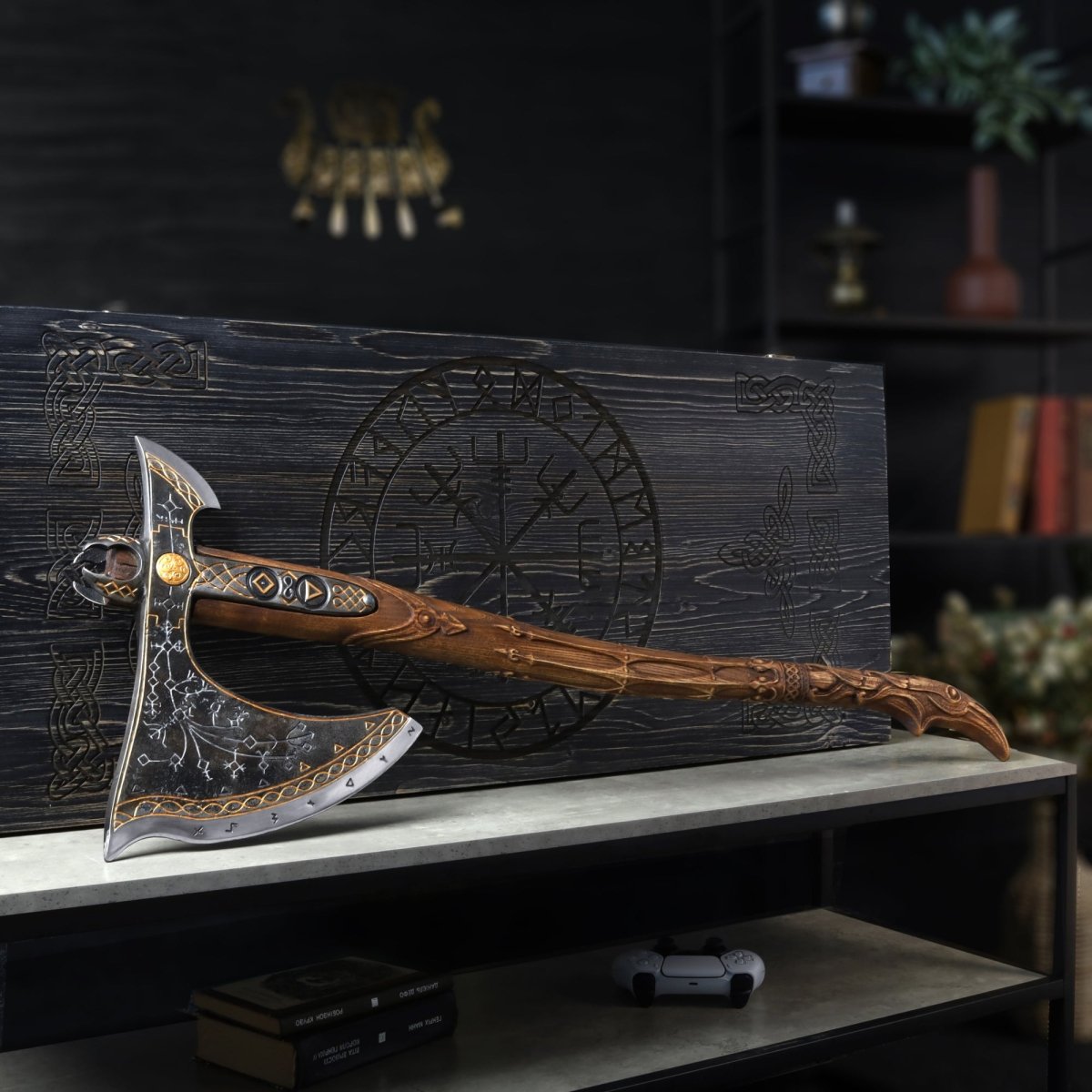 Kratos's Leviathan Axe - Glowing runes